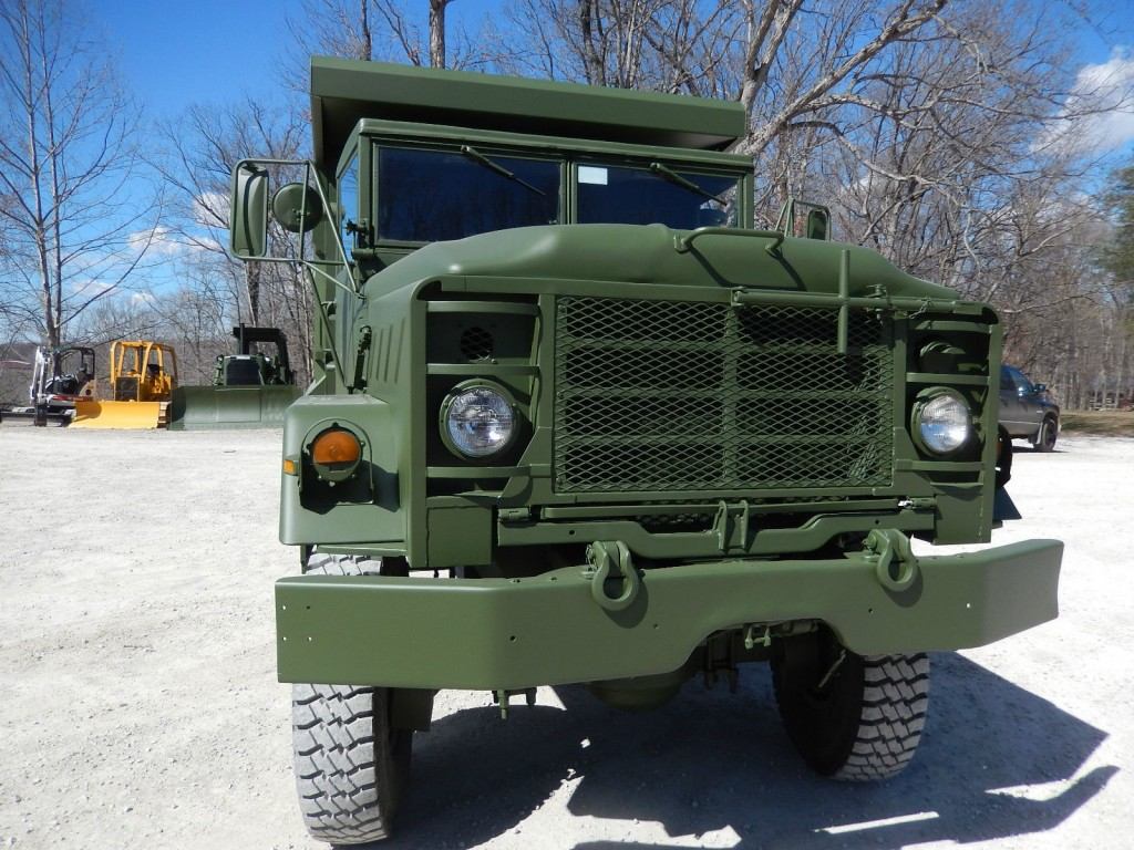 1983 M934A1 Military dump Truck 16″ bed AM General