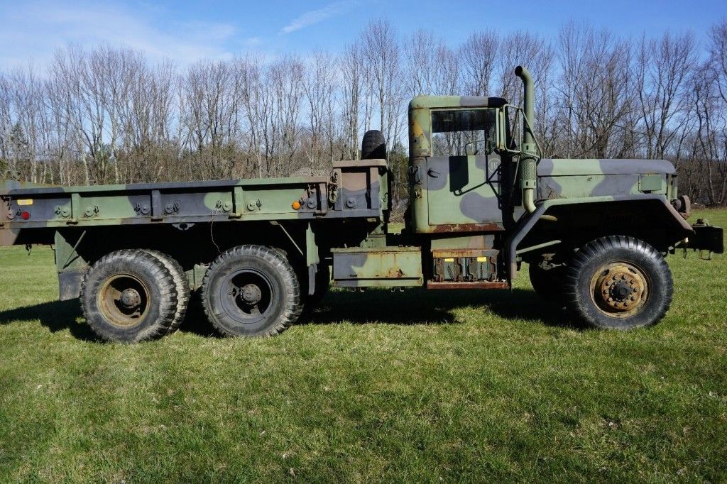 AM General M813A1 5 Ton 6×6 Cargo Truck
