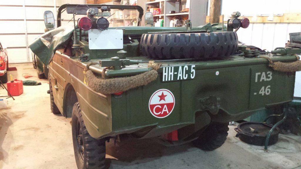 Russian GAZ 46 4X4 Amphibious Vehicle military