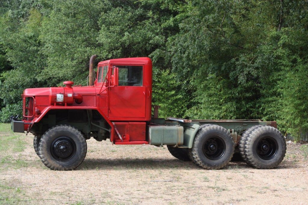 garaged 1970 AM General M818 5 Ton Truck 6×6 military