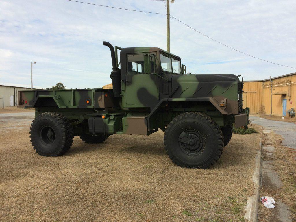 bobbed 1991 BMY M 931a2 military truck