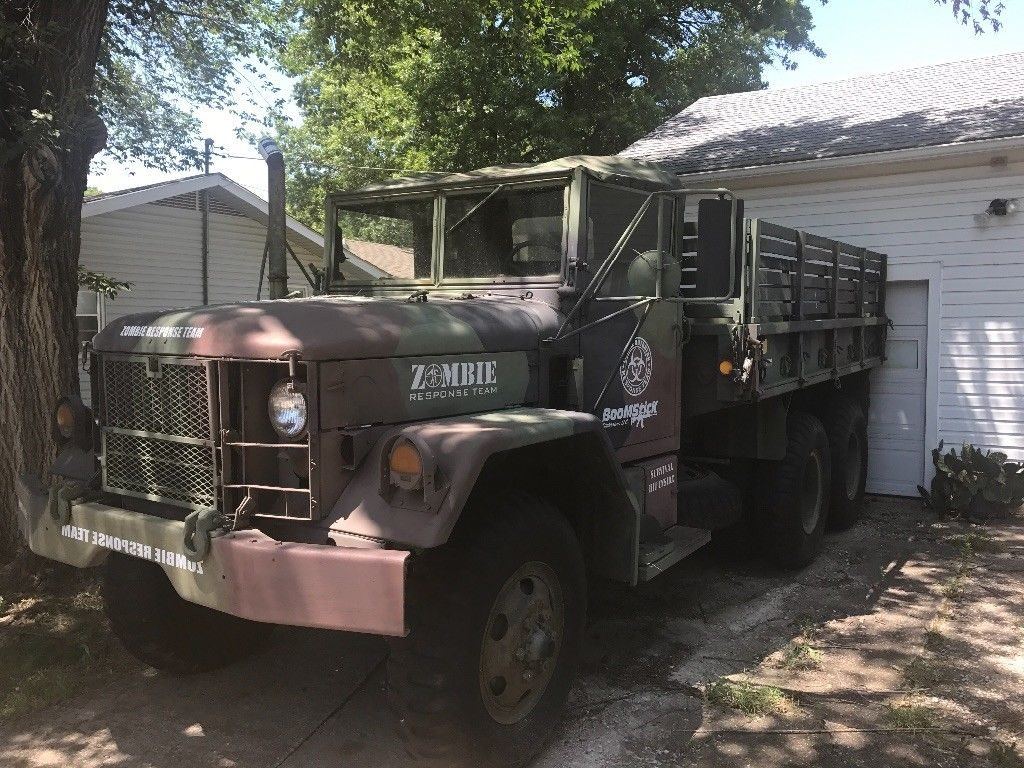 lot of extras 1987 AM General M35A Deuce and half military