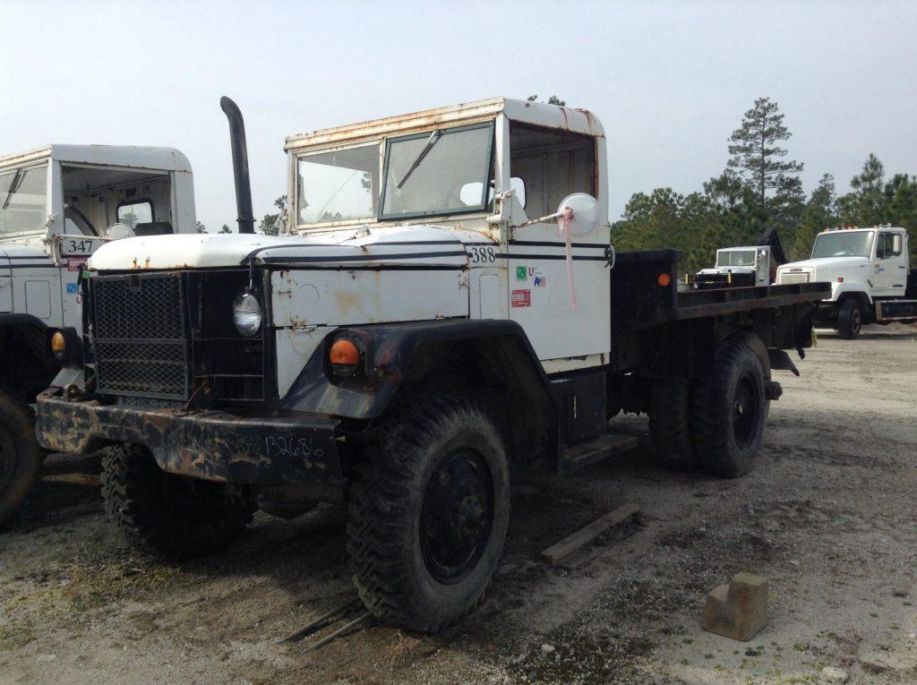 complete 1971 Kaiser 2.5 ton Duece and a half 6×6 Military Truck