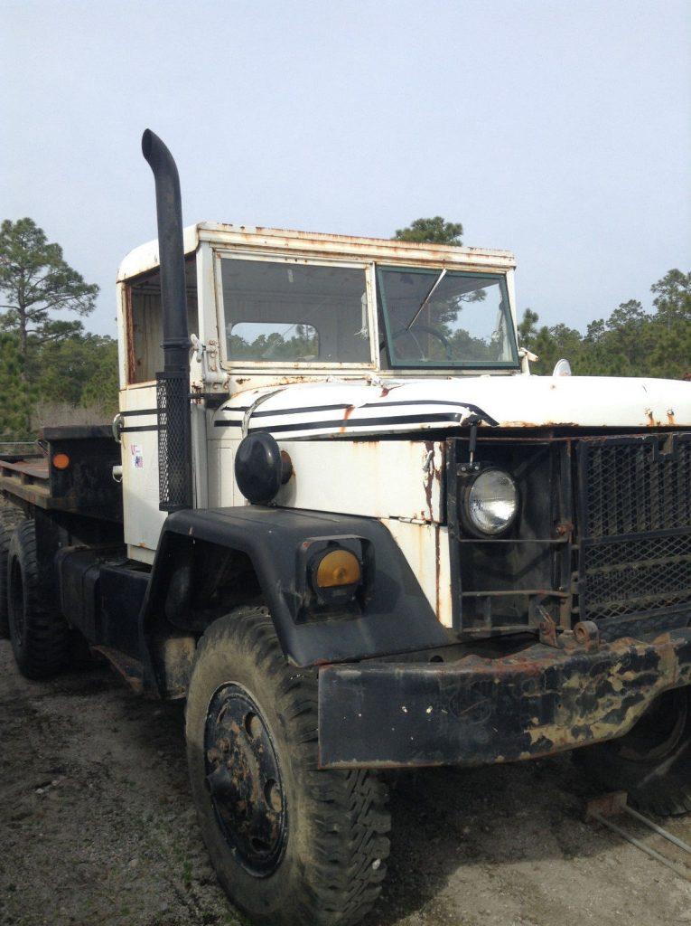complete 1971 Kaiser 2.5 ton Duece and a half 6×6 Military Truck