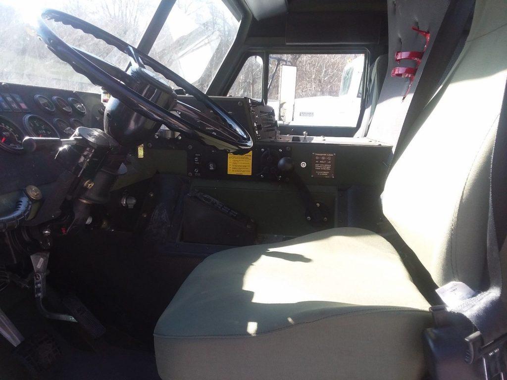 flatbed 1980 Oshkosh 8×8 Hemtt army Military truck