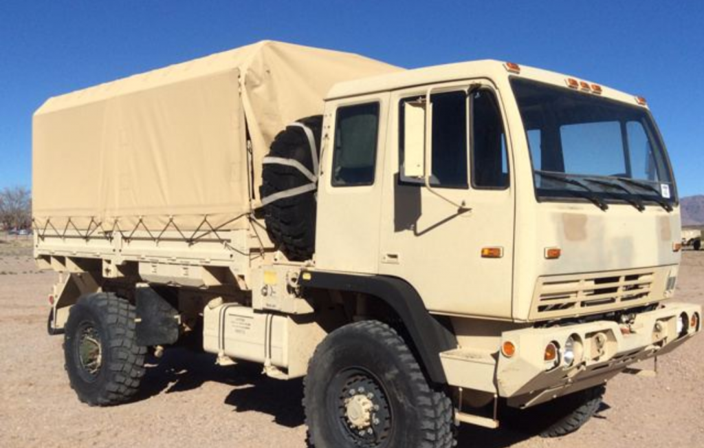 well maintained 2002 Stewart & Stevenson M1078 Lmtv/ FMTV military