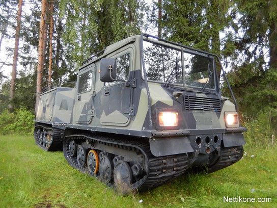 extremely dependable 1988 Sisu Nasu Na140 Tracked Amphibious Personnel Carrier military