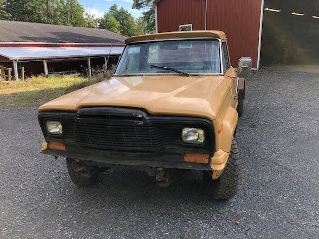 solid 1980 AMC Jeep flat bed pickup military