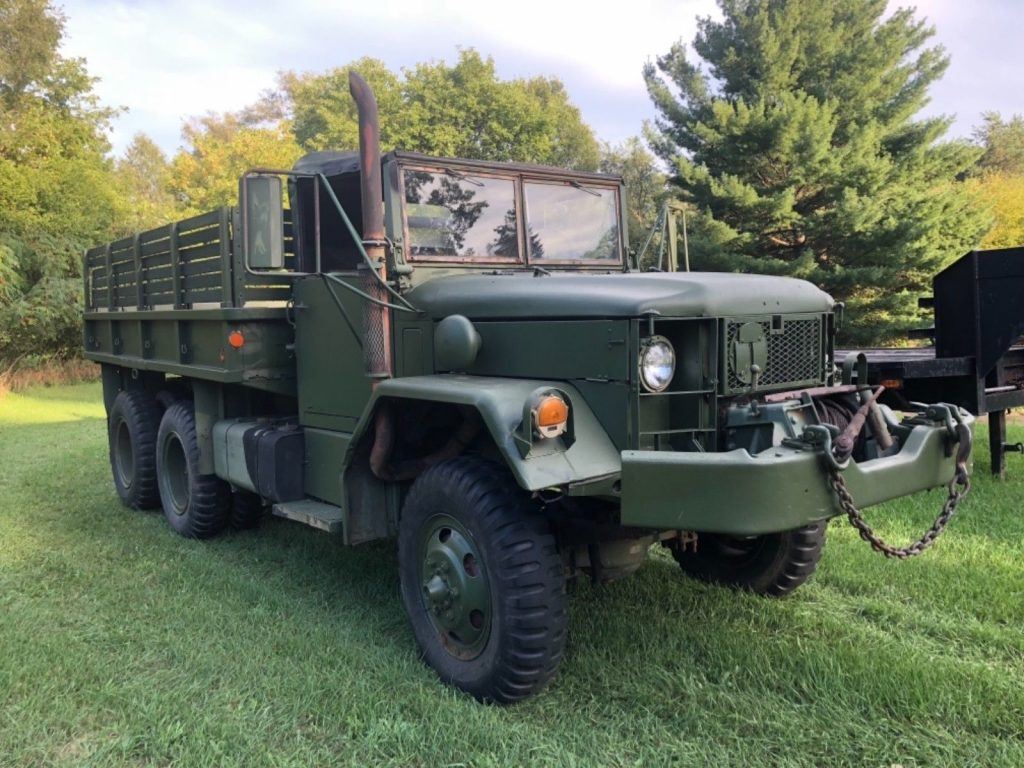 solid 1970 Kaiser Jeep M35a2 6×6 military