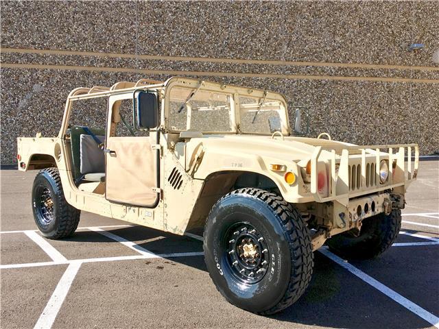great running 1985 AM General Humvee H1 military