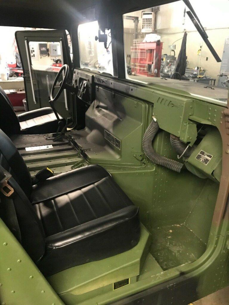 new paint 1985 AM General Humvee military