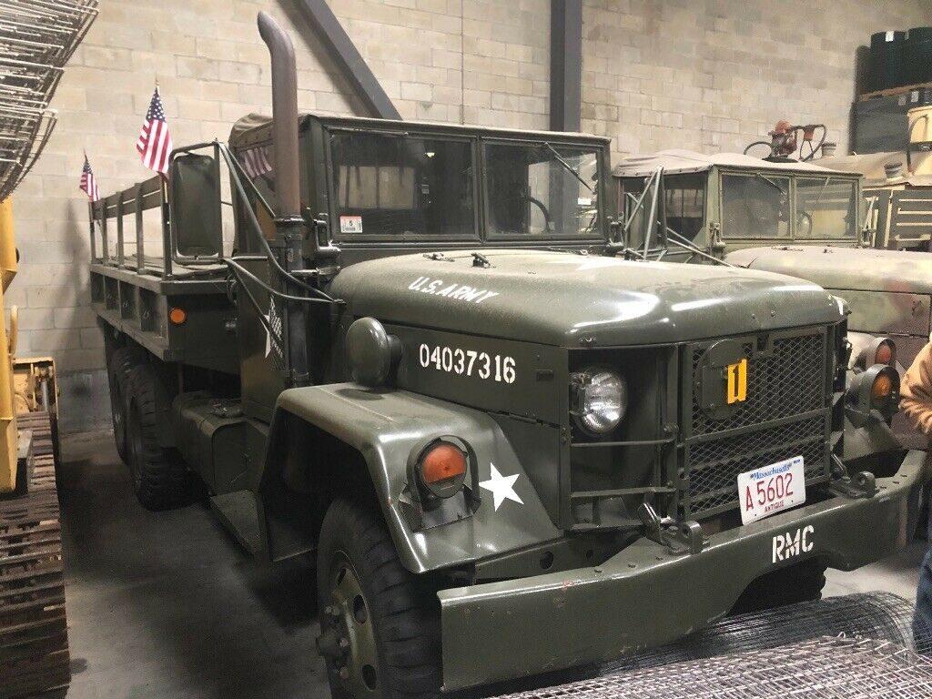 low miles 1971 AM General M35a2 2.5 Ton 6X6 military
