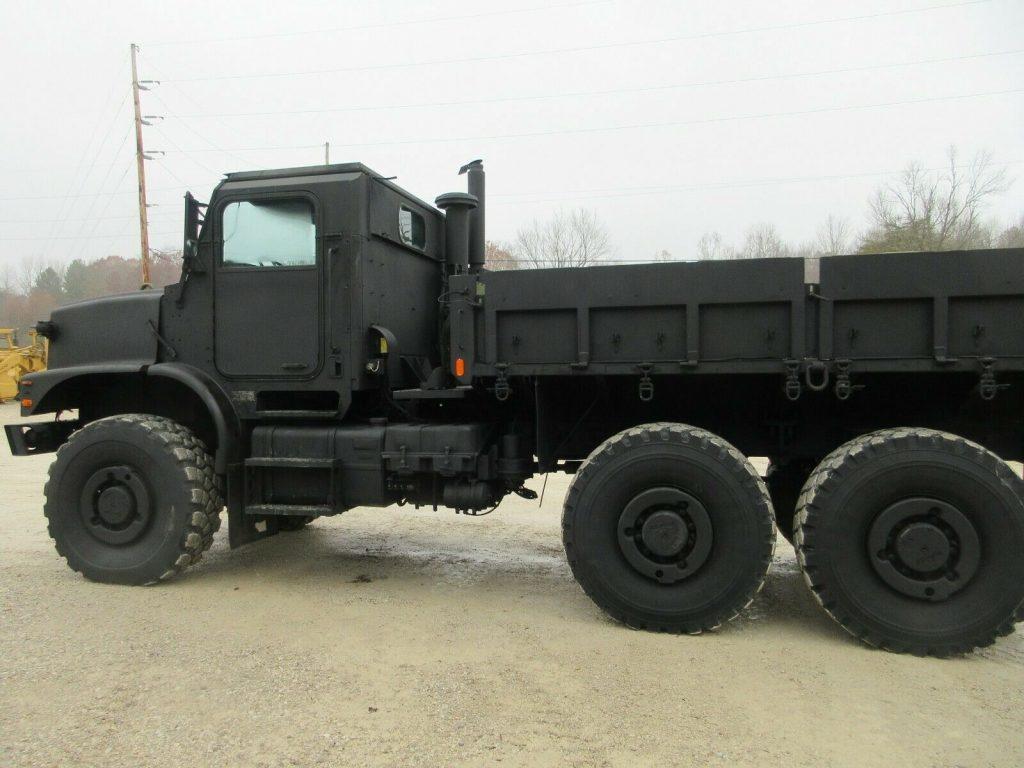 clean 2001 Oshkosh MK23 7 Ton Cargo Truck military