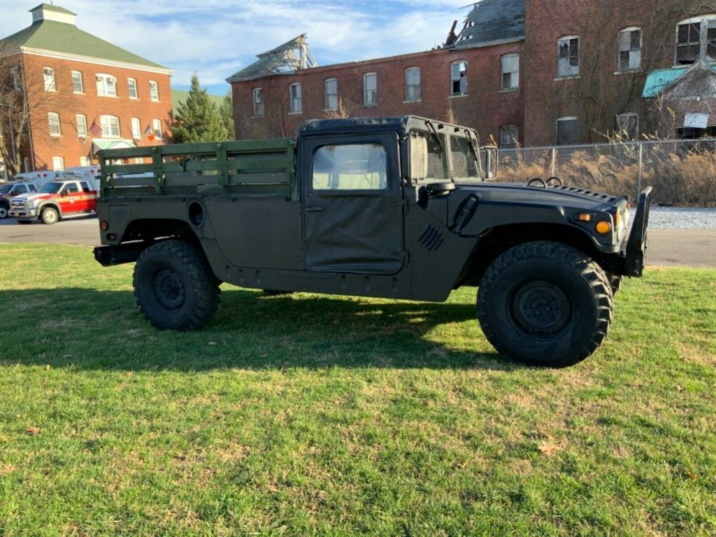 well maintained 1991 AM General M998 Hmmwv military