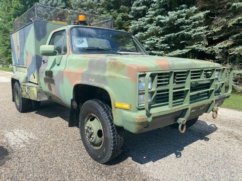 1986 Chevrolet CUCV Dually Service Truck 4&#215;4 military [rare, low miles] for sale