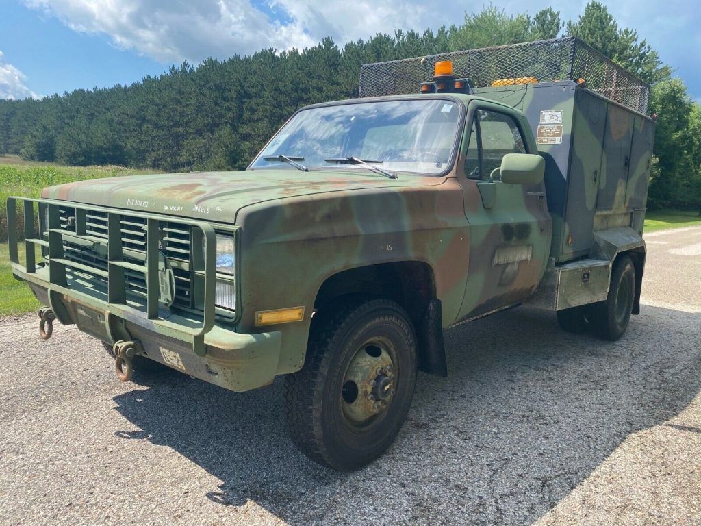 1986 Chevrolet CUCV Dually Service Truck 4×4 military [rare, low miles]