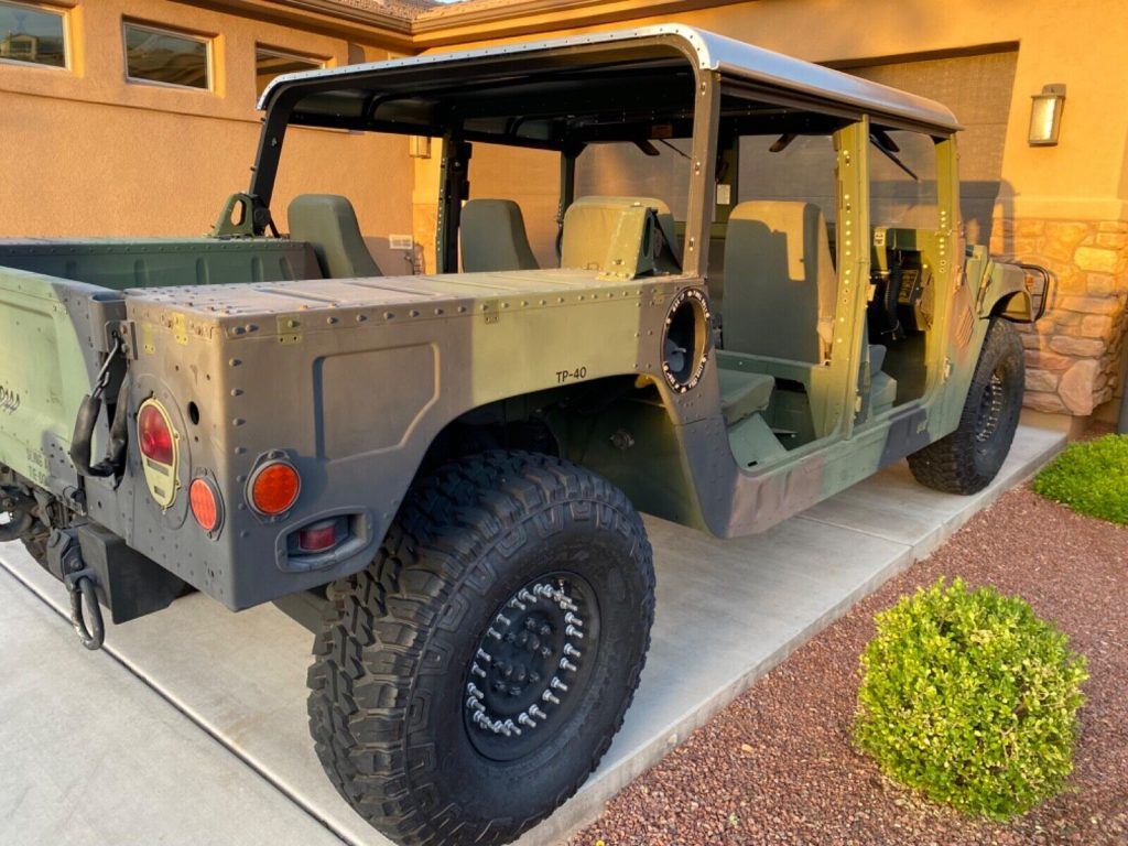 2003 AM General Humvee military [ONLY 88 miles]