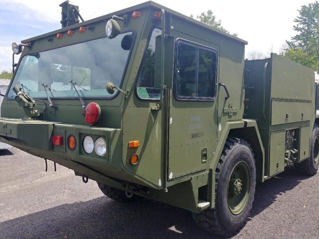 1985 Oshkosh Military Vehicle 4×4 Fire Truck [low 900 Miles]