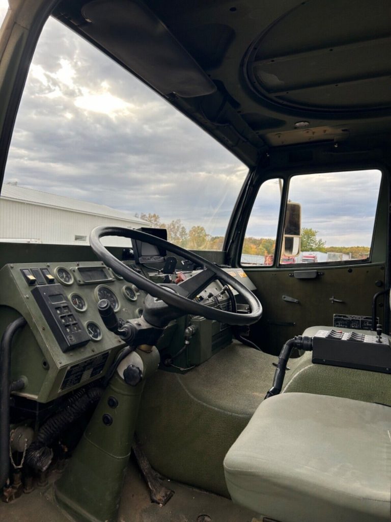 1995 Stewart and Steveson M1079 Van Body 4×4 Military Overland Camper Truck