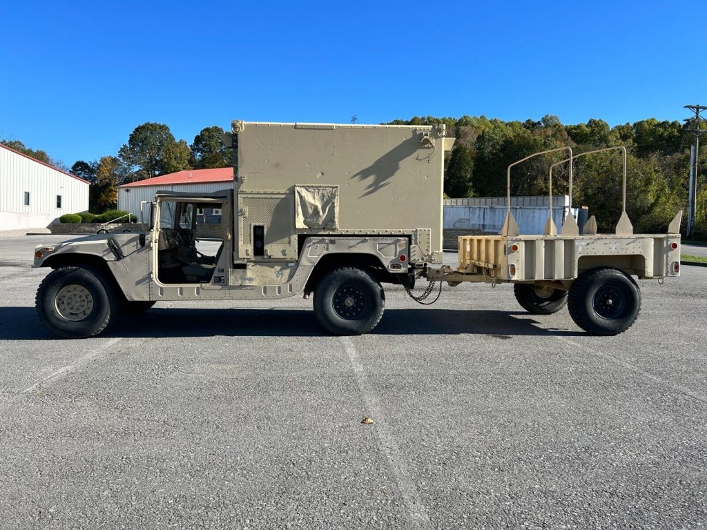 2008 AM General M1097a2 with M1101 Trailer