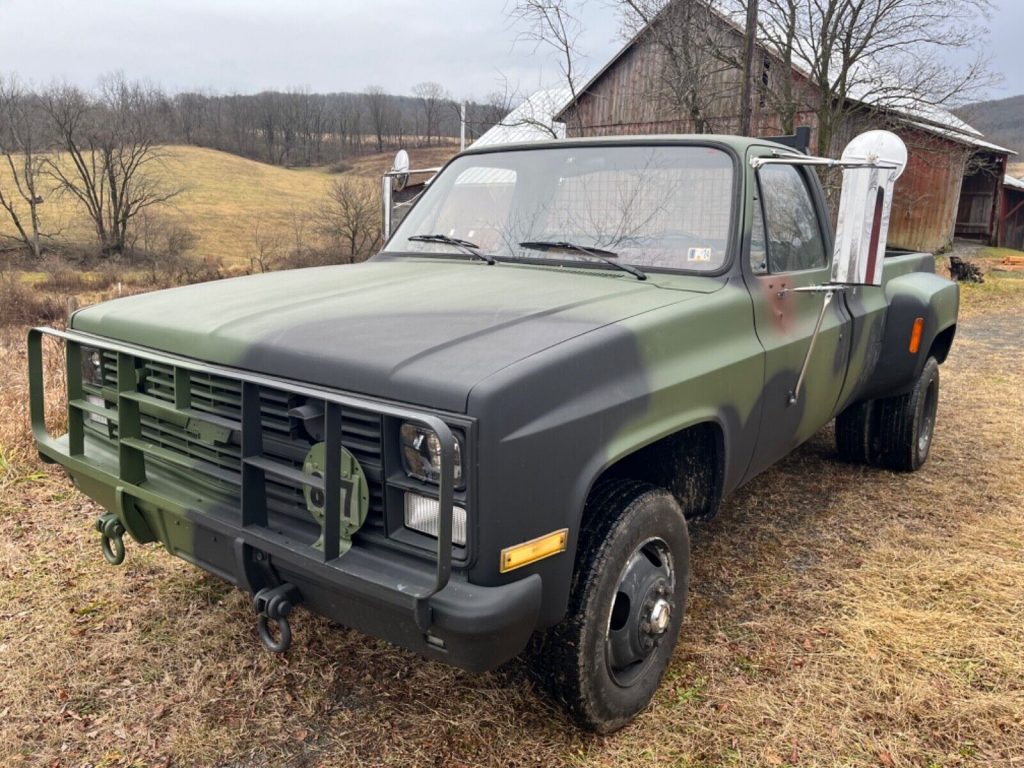 1984 Chevrolet Military Truck -rare Dually