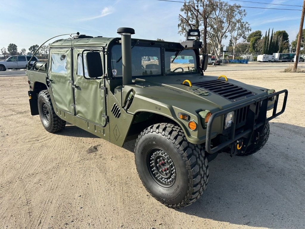 2004 Am General Military Humvee M1123