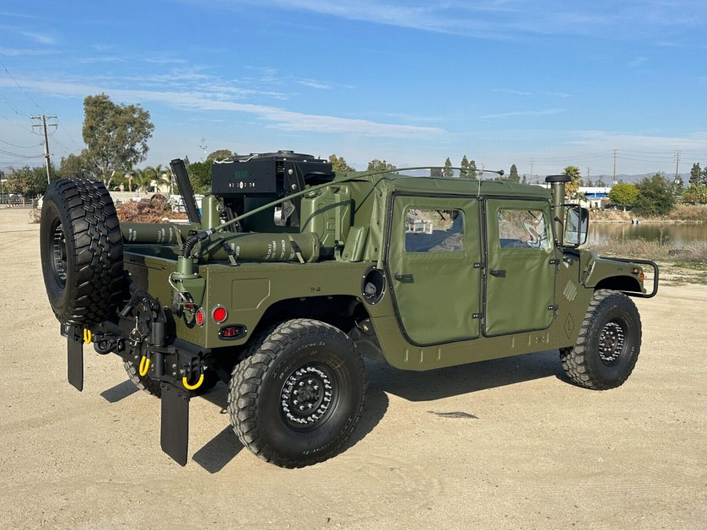 2004 Am General Military Humvee M1123