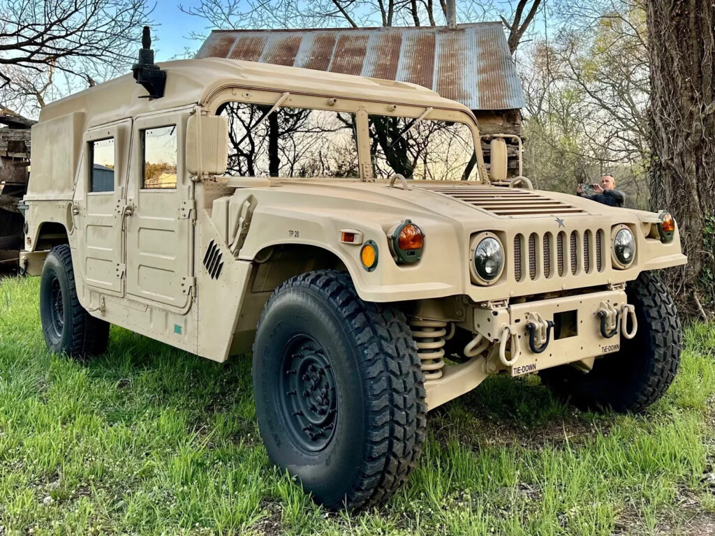 2004 Hmmwv, Humvee Am General 1097a2 6.5 NON Turbo 4 Speed Trans w/OD