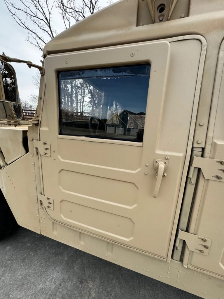 2004 Hmmwv, Humvee Am General 1097a2 6.5 NON Turbo 4 Speed Trans w/OD