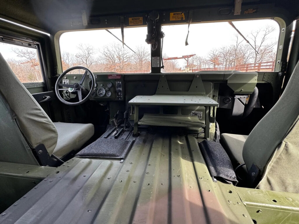 2004 Hmmwv, Humvee Am General 1097a2 6.5 NON Turbo 4 Speed Trans w/OD