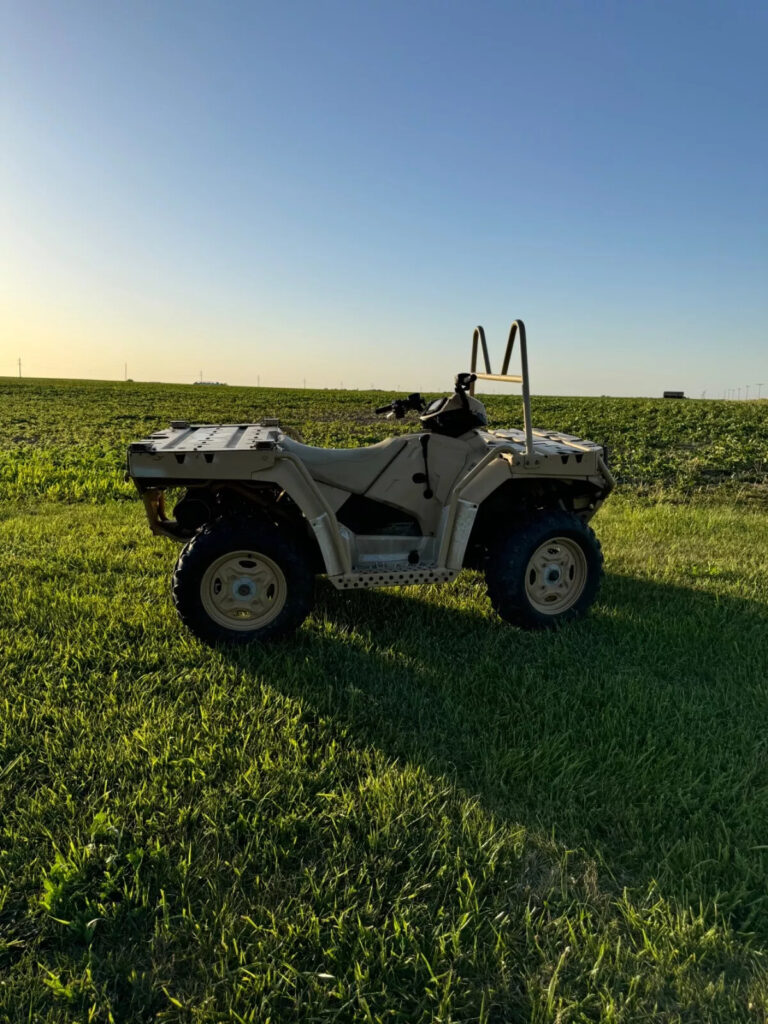 2014 Polaris Defense Mv850