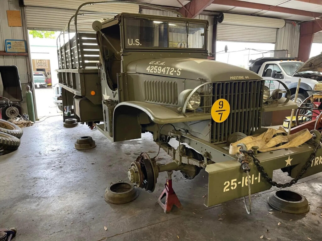 Military Truck 1944 CCKW 353 Winch Truck