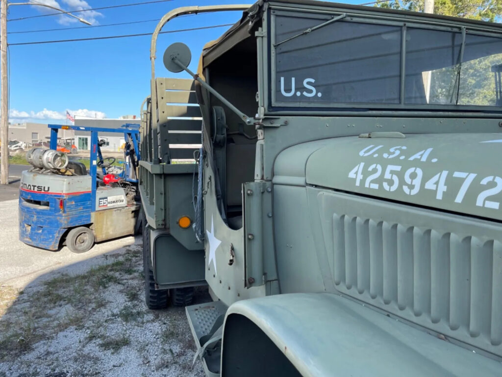 Military Truck 1944 CCKW 353 Winch Truck