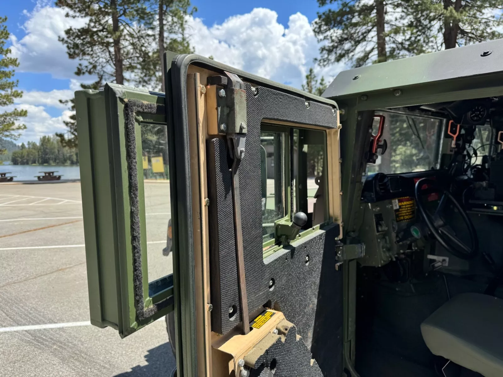 1992 Am General M1152 Humvee Armored