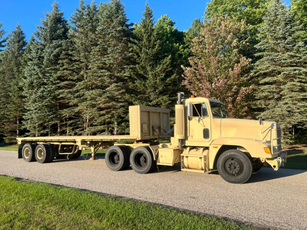 1992 Freightliner M915a2 Semi Tractor with M871 30’ Flatbed Trailer – Diesel