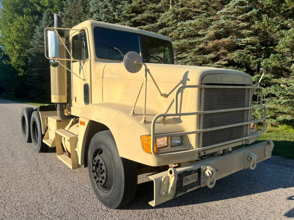 1992 Freightliner M915a2 Semi Tractor with M871 30’ Flatbed Trailer – Diesel