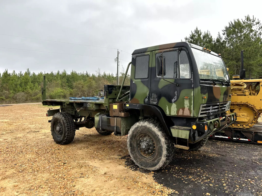 1998 Stewart & Stevenson M1078 A1 LMTV FMTV Military Truck CAT 3116 Diesel