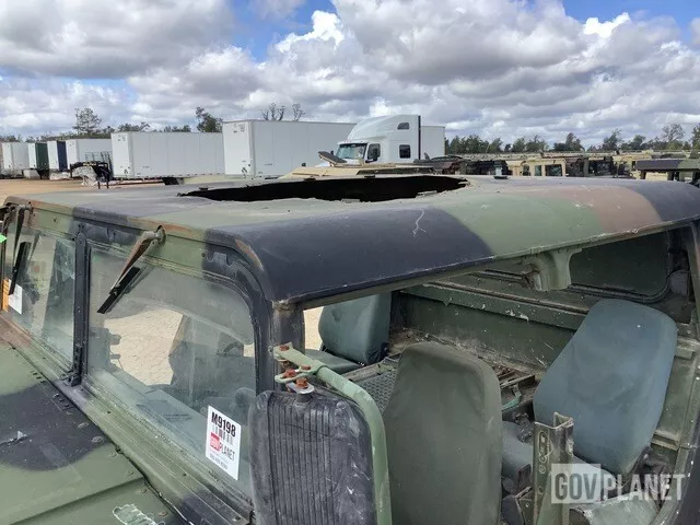 2005 Am General M1097a2 Hmmwv 4 Doors Hard Top W/truck