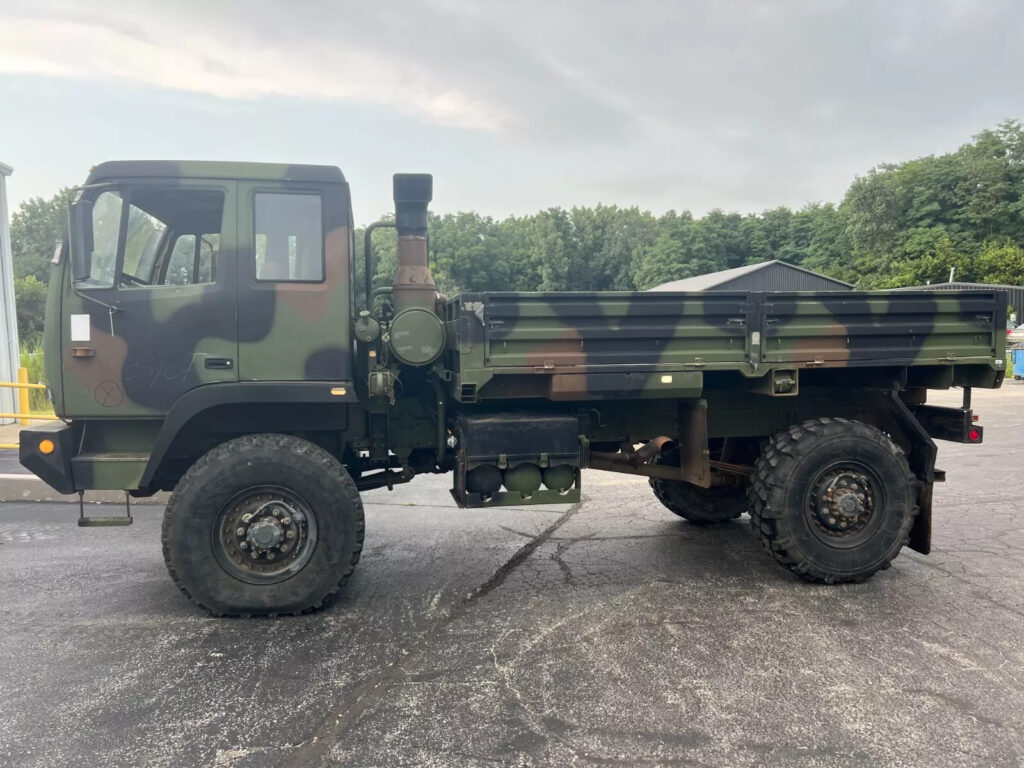 1998 Stewart and Stevenson LMTV M1078 Cargo Truck