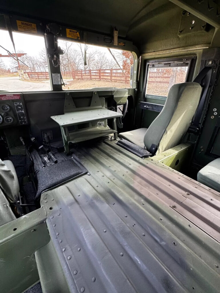 2004 Hmmwv, Humvee Hummer Am General 1097a2 6.5 NON Turbo 4 Speed Trans w/OD