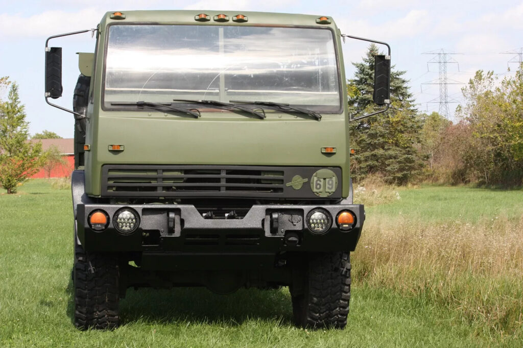 1994 Stewart and Stevenson M-1078. 2 1/2 Ton 4×4 Cargo Truck (lmtv)