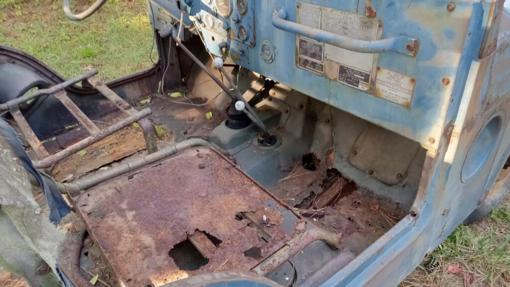 Original 1962 USMC M38a1 Radio Jeep