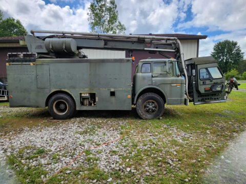 1985 Ford C800 Deicing Boom Truck with Landoll Body on Chassis/cab for sale