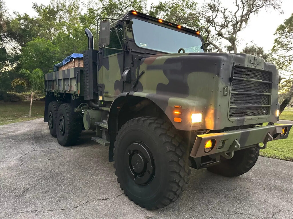 2002 Oshkosh Mk25a1 MTVR Military 6X6 Truck 7 ToN Turbo Diesel Only 8,800 Miles