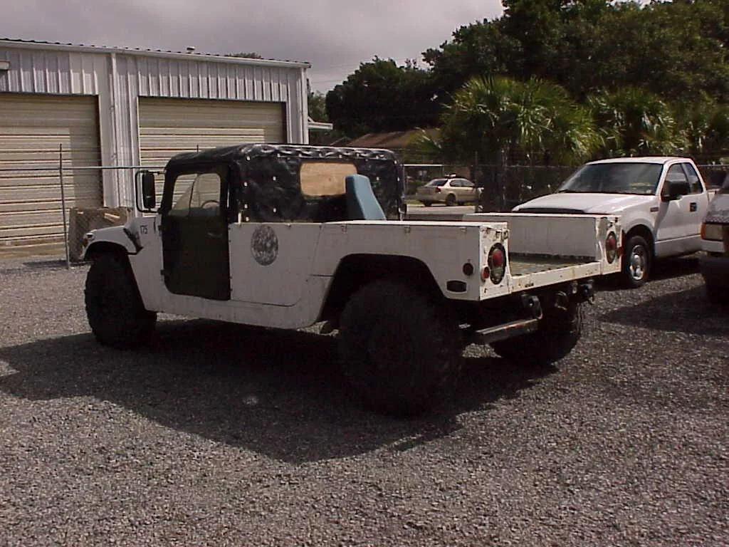 1990 Am General M-998 Humvee