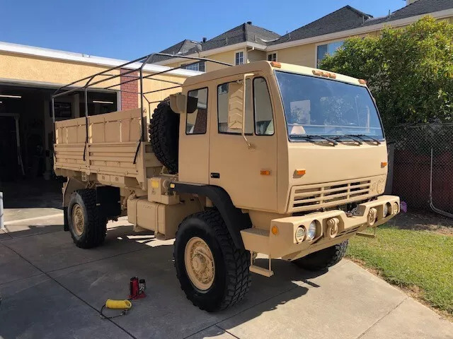 1997 Stewart & Stevenson LMTV M1078 2 1/2 Ton, 4X4 Cargo Truck