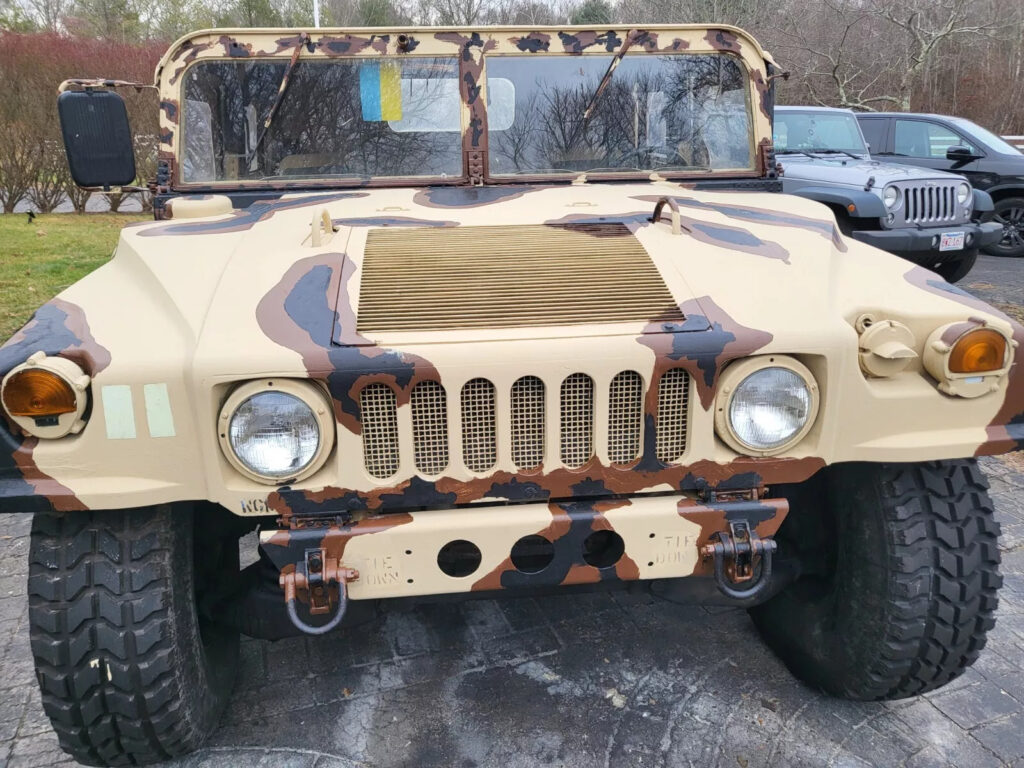 2006 GMC Humvee M109 Military Hummer Titled