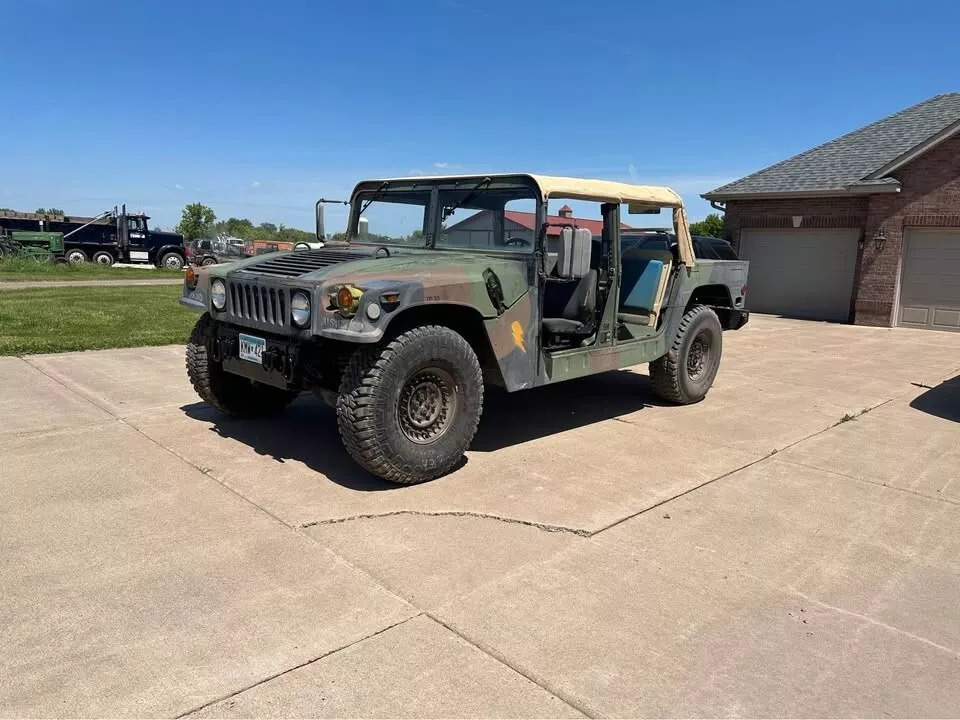 2002 Am General Humvee Military Clean Title