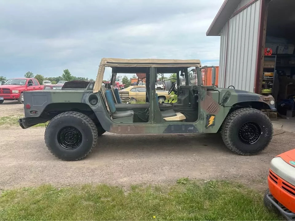 2002 Am General Humvee Military Clean Title