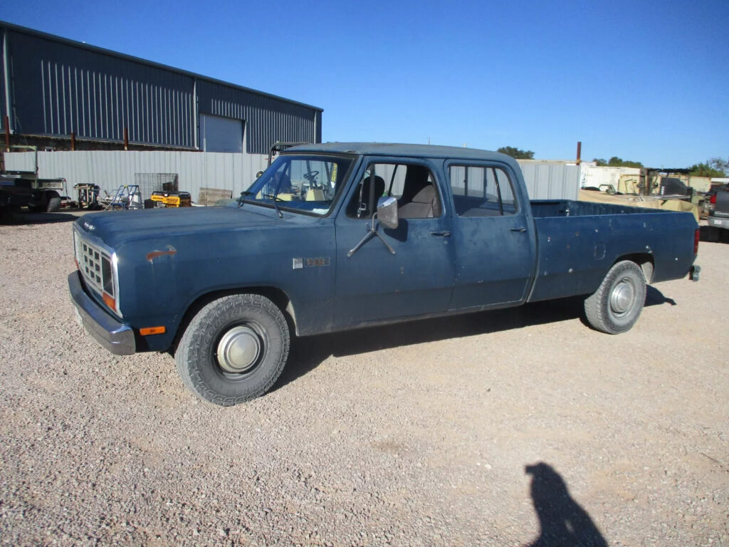 1985 Dodge D350 Crew Cab 4 Door Truck 360cid Engine, A/C, US Air Force